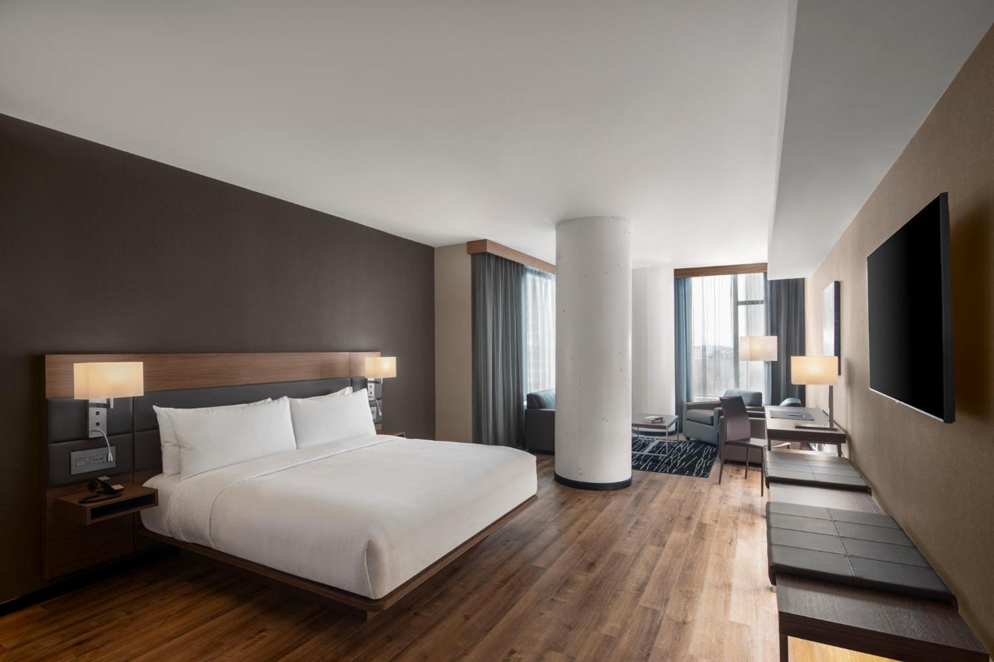 Ac Hotel By Marriott Ottawa Downtown Екстериор снимка